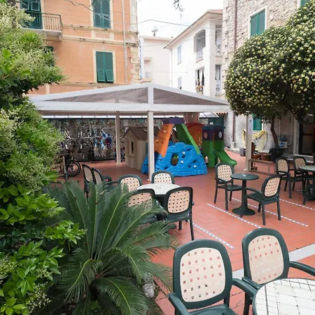 فندق Rio 3 Stelle Superior -finale Ligure