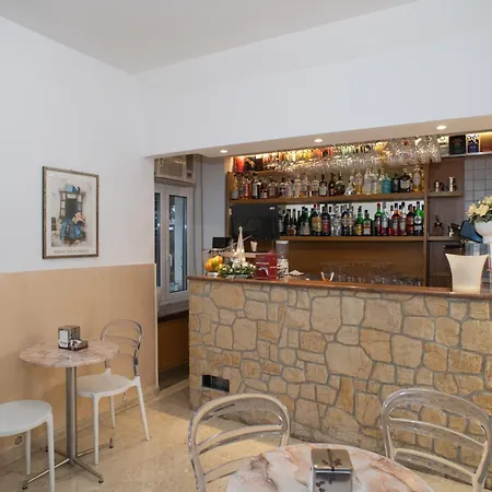Rio 3 Stelle Superior -finale Ligure Otel